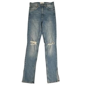 Zara High Rise Slim Straight Leg Jeans Distressed‎ Knees Split Hem